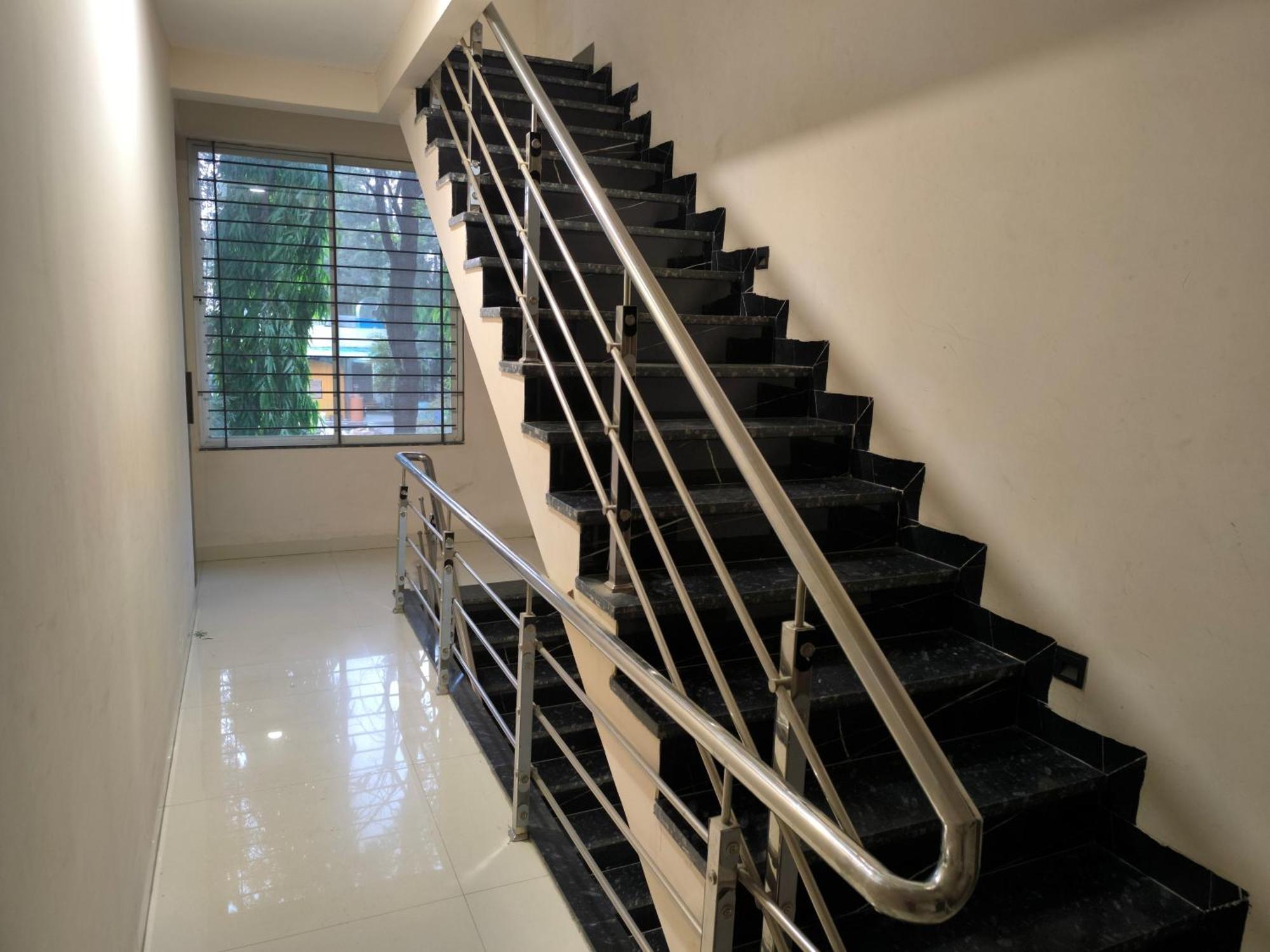 Orraica Standard Living * Indore