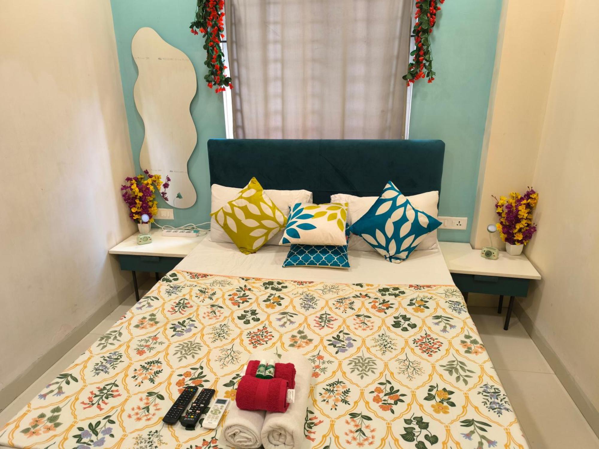 Apartment Orraica Standard Living Indore