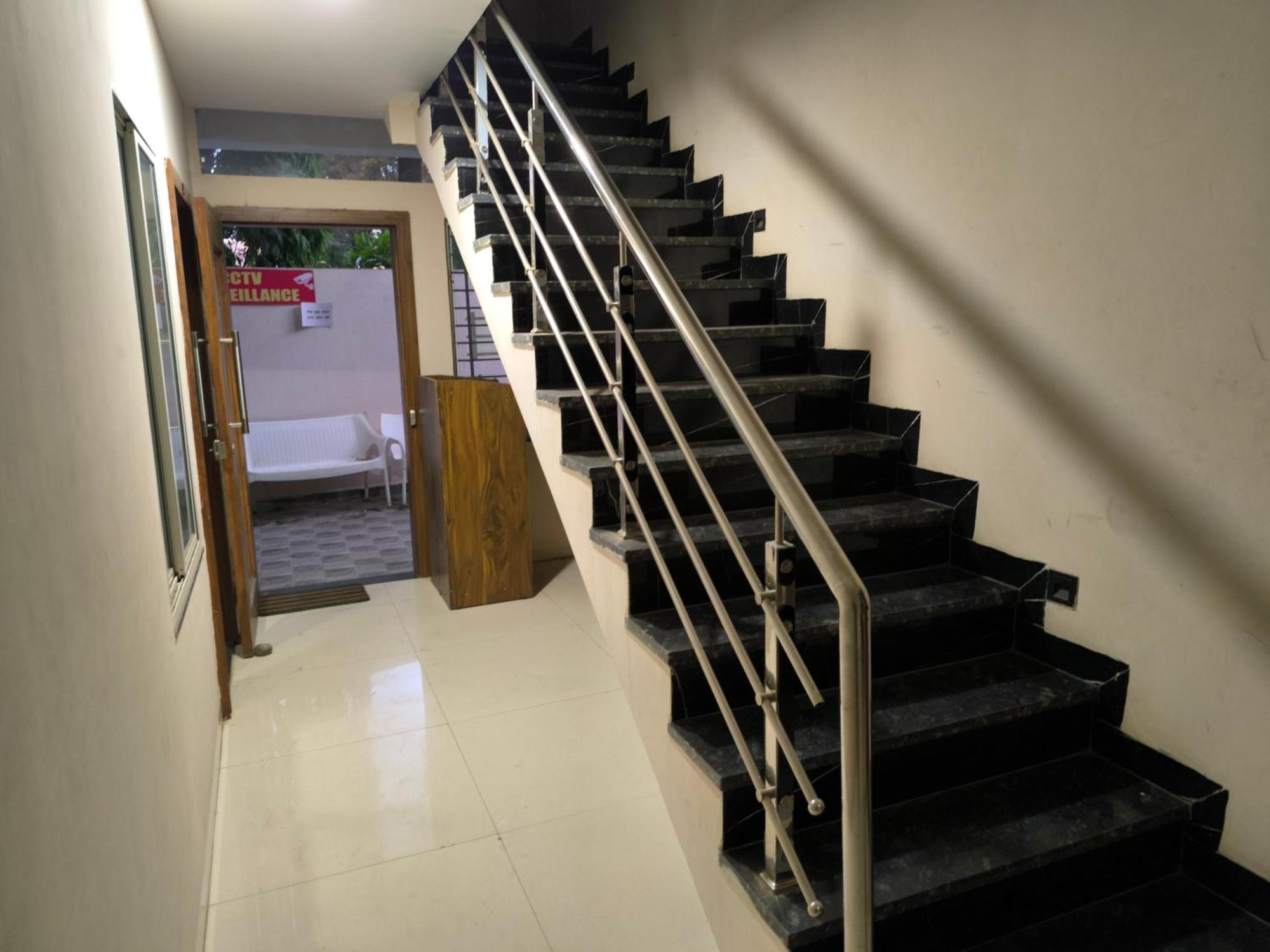 Orraica Standard Living