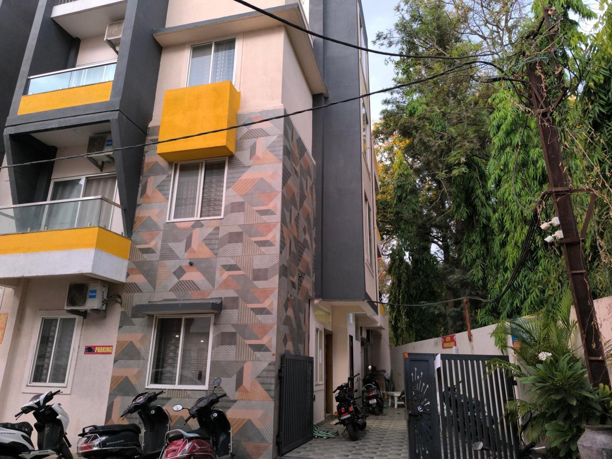 Apartment Orraica Standard Living Indore
