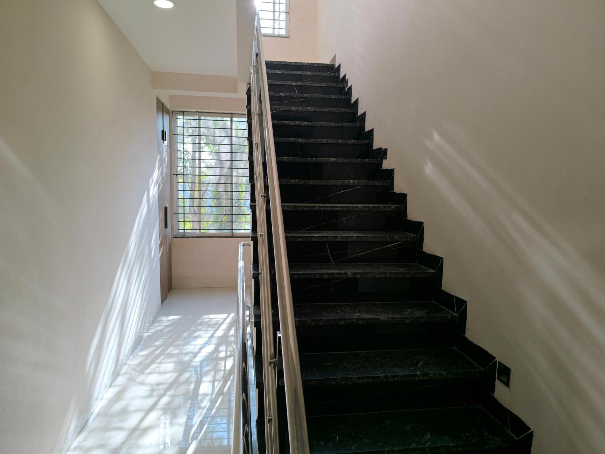 Orraica Standard Living * Indore
